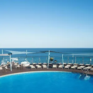 Otel El Puerto By Pierre ***