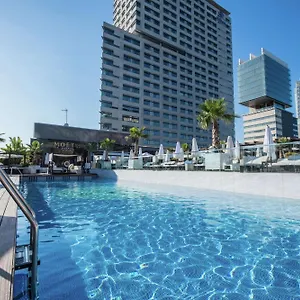 מלון Hilton Diagonal Mar, ברצלונה